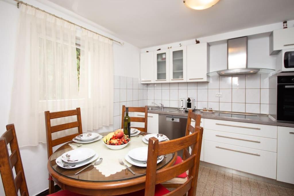 Marjan Hill 3-Br Apt,5 Guests Private Garden Near Beach Split Dış mekan fotoğraf