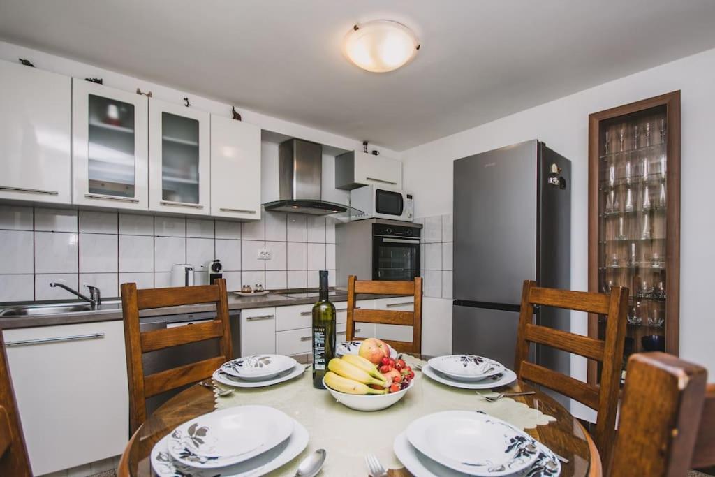 Marjan Hill 3-Br Apt,5 Guests Private Garden Near Beach Split Dış mekan fotoğraf