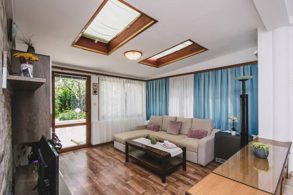 Marjan Hill 3-Br Apt,5 Guests Private Garden Near Beach Split Dış mekan fotoğraf